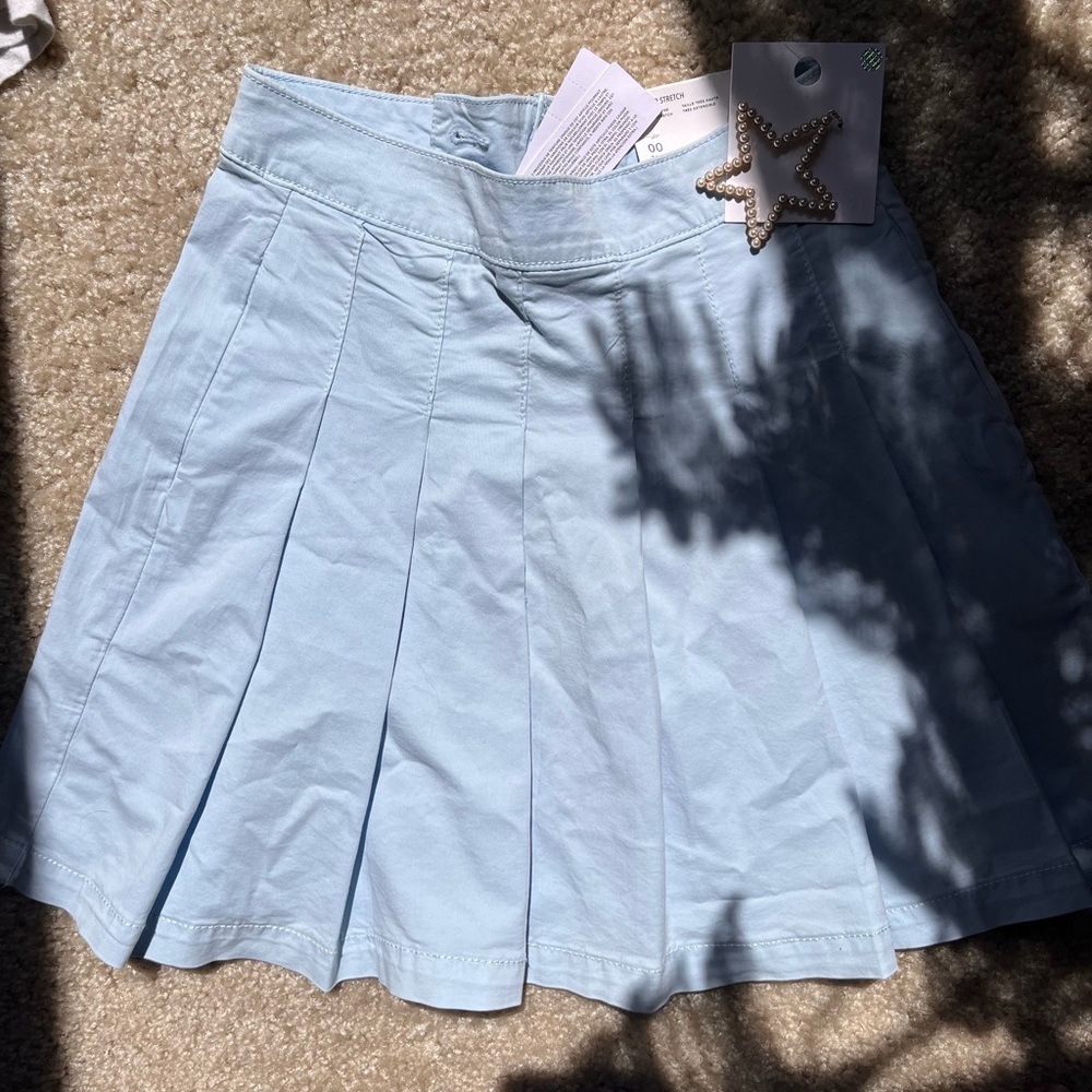 BRAND NEW LIGHT BLUE AMERICAN EAGLE SKIRT SIZE 00, original price $50